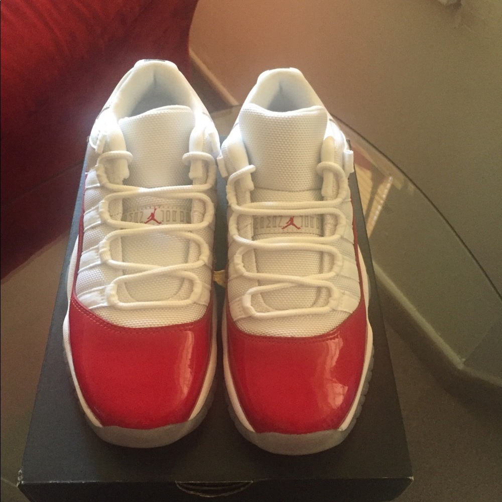 Air Jordan 11 Low